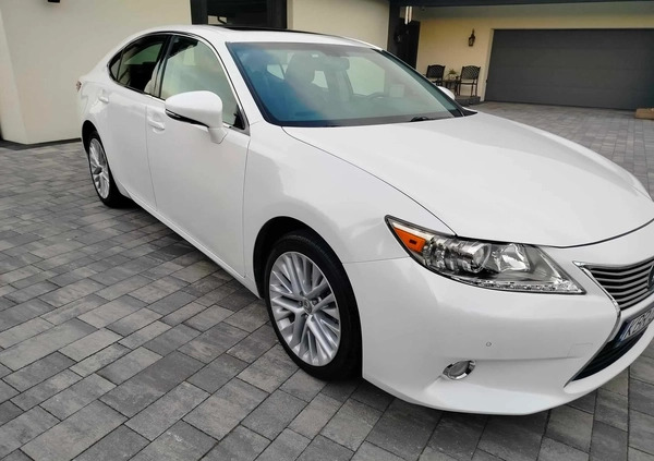 Lexus ES cena 74900 przebieg: 163000, rok produkcji 2013 z Brzesko małe 254